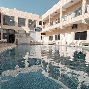 3* Hotel Maman